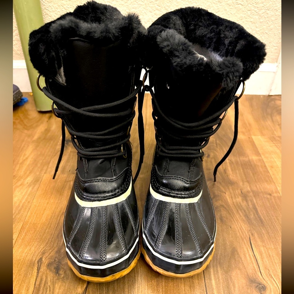 JBU black waterproof snow Boots 7.5